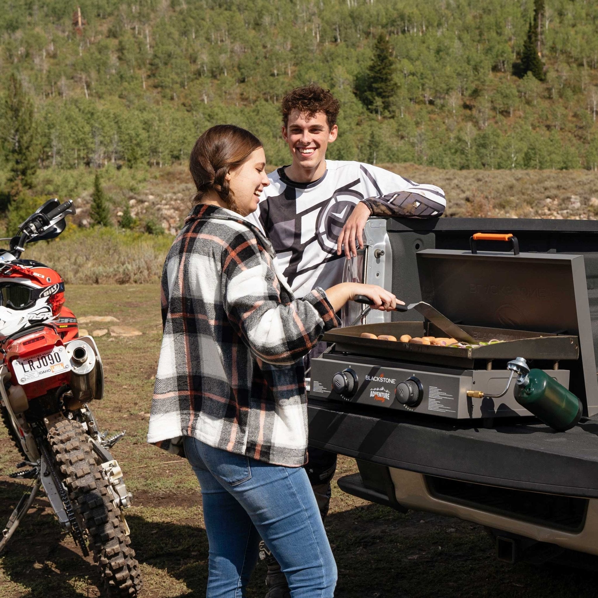 22" Tabletop Griddle with Hard Cover